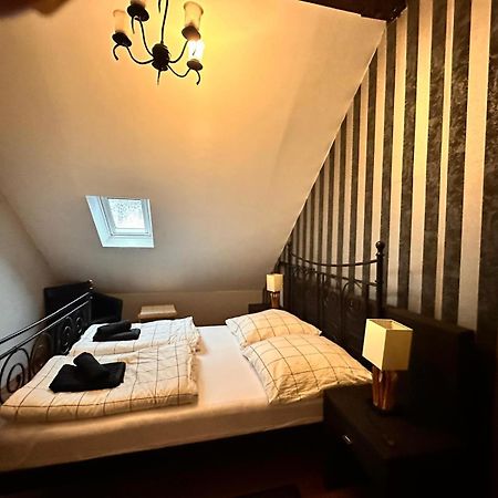 דיסלדורף Adam'S Hostel - Self Check-In & Only Private Rooms מראה חיצוני תמונה