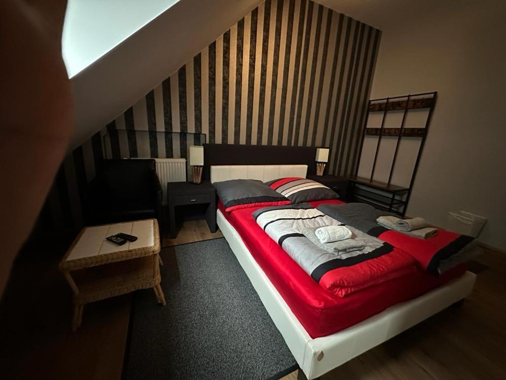 דיסלדורף Adam'S Hostel - Self Check-In & Only Private Rooms מראה חיצוני תמונה